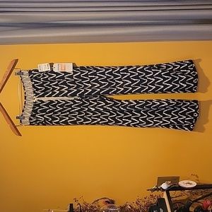 Beach dress pants , new with tag , size med , drawstring waist